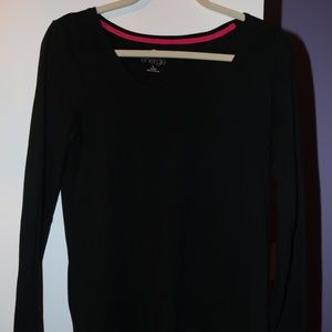 Black long sleeve tee